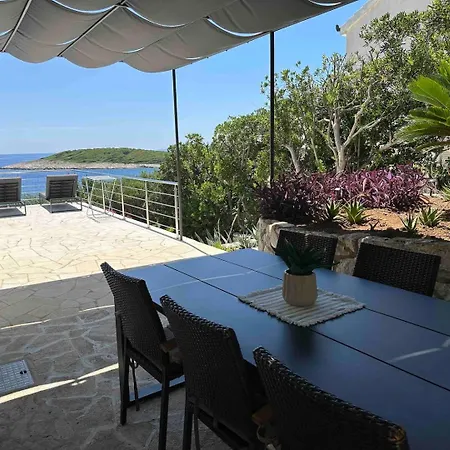아파트 Hvar Dream View Penthouse With Hot Tub 흐바르