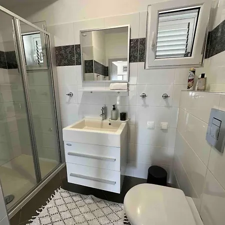 Hvar Dream View Penthouse With Hot Tub 흐바르