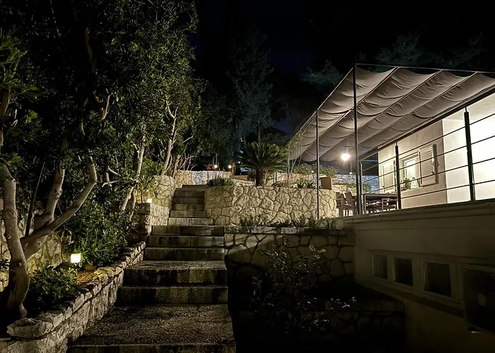 Hvar Dream View Penthouse With Hot Tub Διαμέρισμα Χβαρ