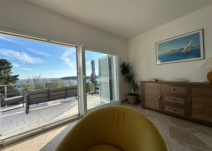 Hvar Dream View Penthouse With Hot Tub Appartamento