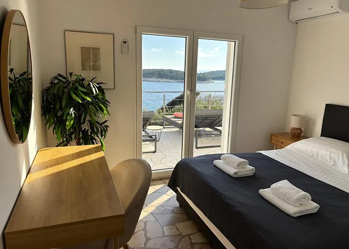 Hvar Dream View Penthouse With Hot Tub Διαμέρισμα *