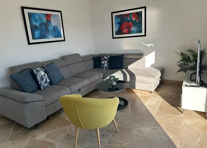 Hvar Dream View Penthouse With Hot Tub Χβαρ