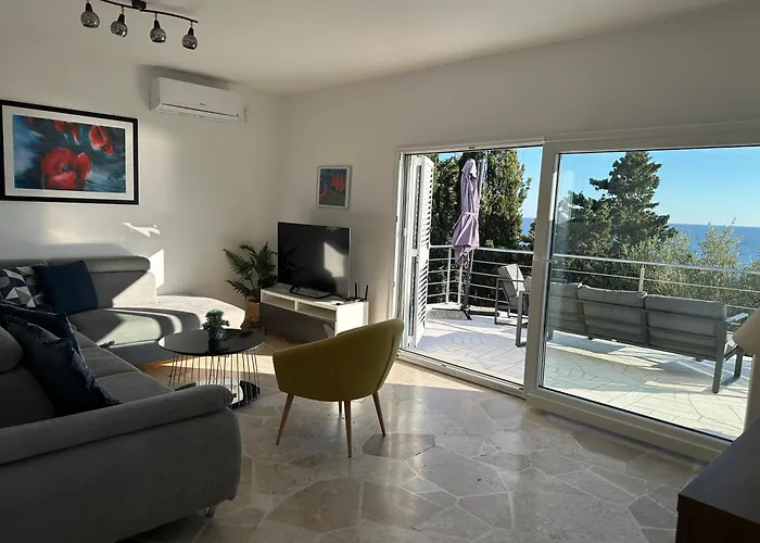 Hvar Dream View Penthouse With Hot Tub *