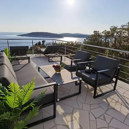 Hvar Dream View Penthouse With Hot Tub *
